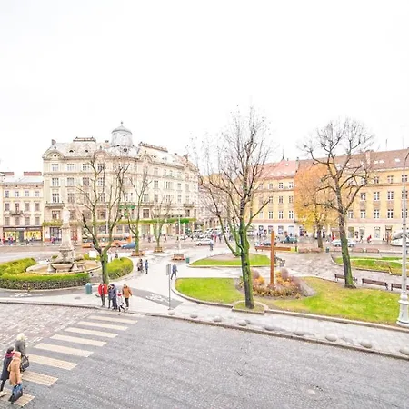 شقة Prospekt Svobody 6/8 إلفيف